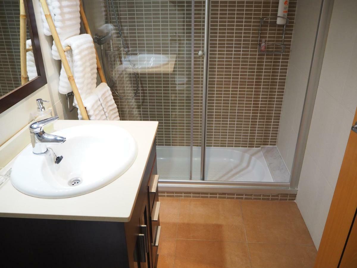 Apartamento moderno con parking en Palamós Exterior foto